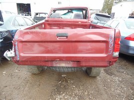 1991 TOYOTA PICK UP STD CAB DLX MAROON 2.4 AT 4WD Z21317